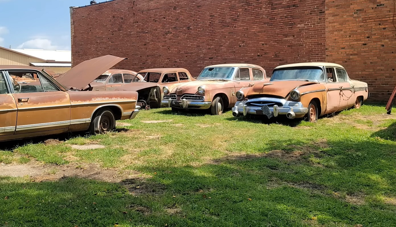 Abandoned Auto Shop Is Loaded With Rare Studebakers, Unobtainable Kaiser - autoevolution