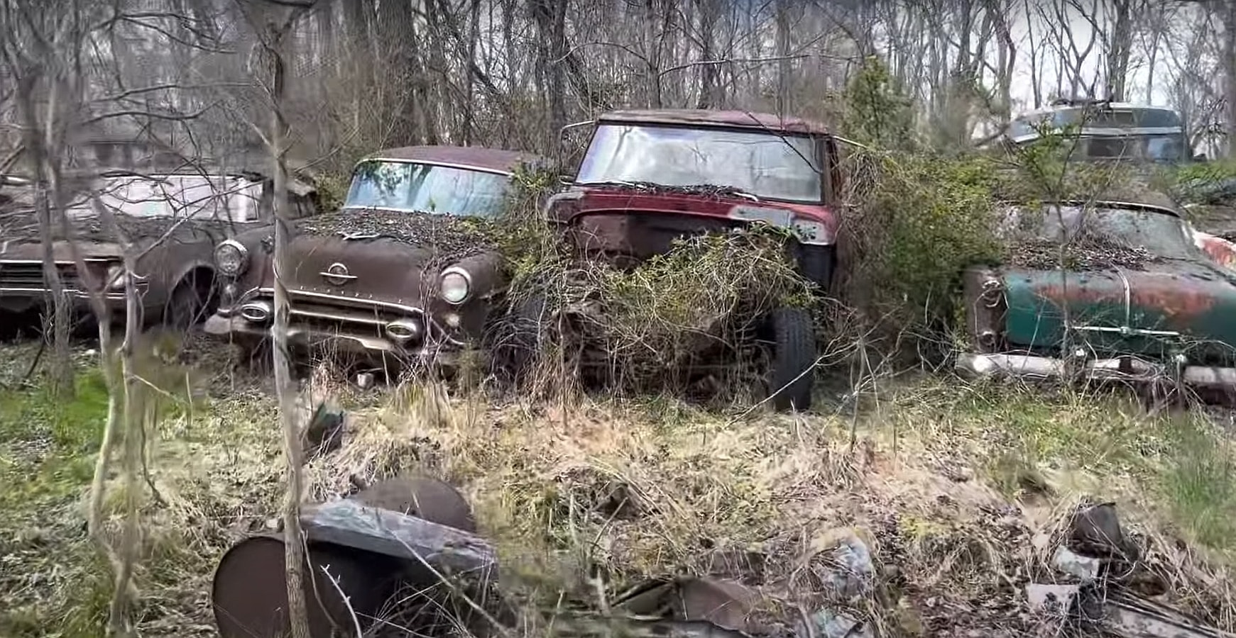 Abandoned Forest Junkyard Is a Classic Car Ghost Town Packed With Rare Gems - autoevolution
