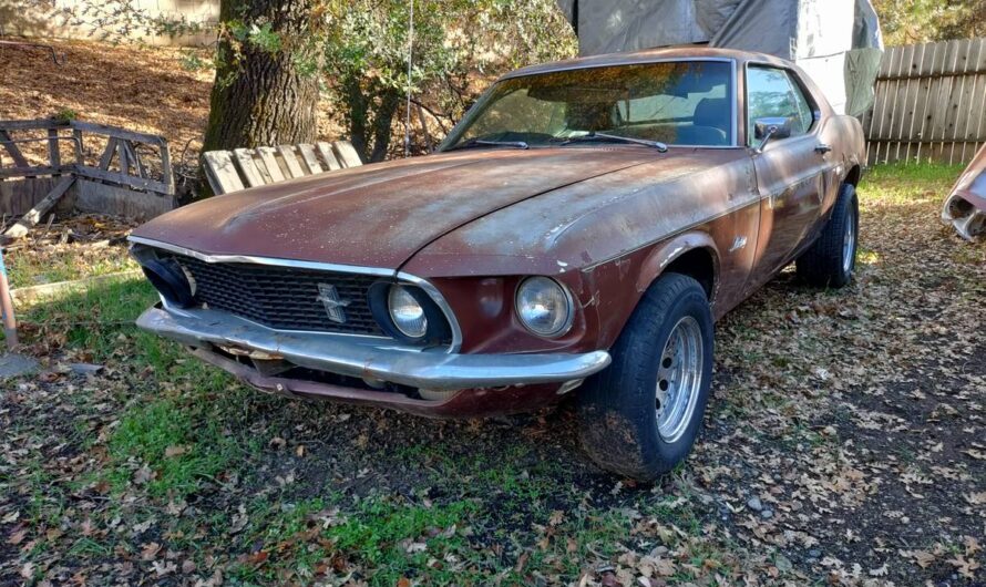 The 1969 Ford Mustang, Proudly Flaunting its Original V8 Muscle- Decades in Hibernation