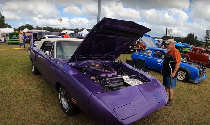 Florida Mopar Event Takes Flight with a Trio of Plymouth Superbirds