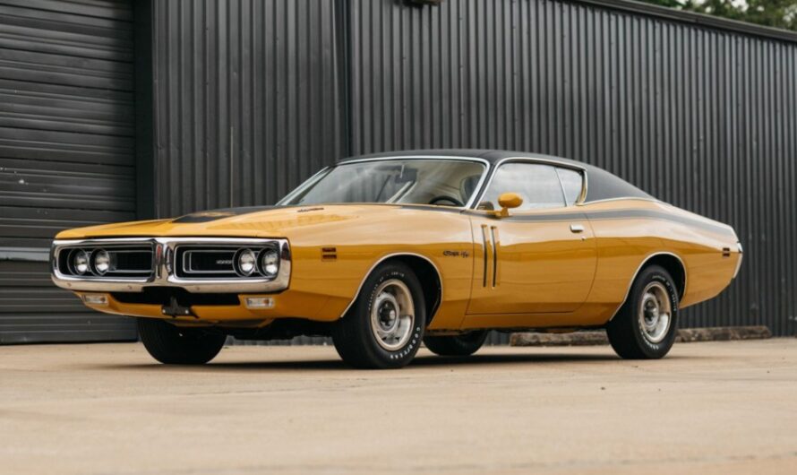 There Were 3,118 R/T Hardtop Models Built For The 1971 Dodge Charger, Of Which This One Is One