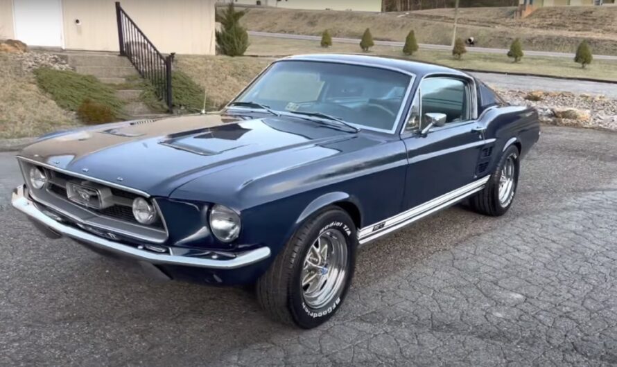 Showing Off The 1967 Ford Mustang Fastback GT 427 FE Big Block 4 Speed Nightmist Blue’s Unrivaled Elegance