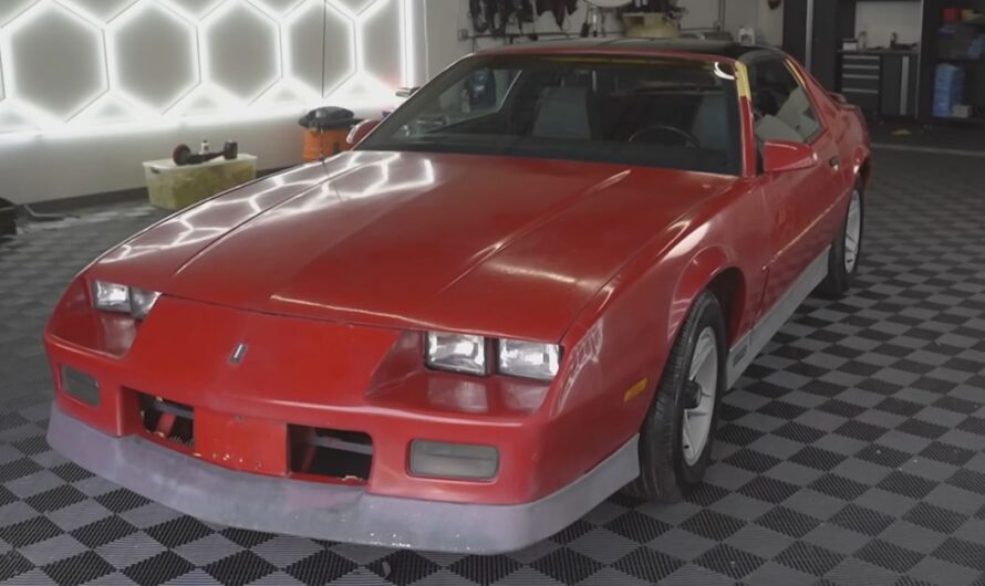 Resurrecting a Neglected Chevrolet Camaro Barn Find: Restored to Its Former Glory After 12 Years