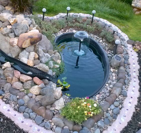 20 Inspırıng Small Garden Pond Desıgn Ideas