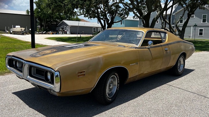 Discover the Full Package of the 1971 Dodge Super Bee – Rare, Unrestored, and Numbers-Matching!