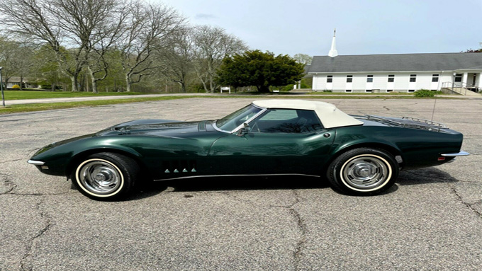 Grandparents’ 1968 Chevy Corvette 427 Sells in Record Time After Listing