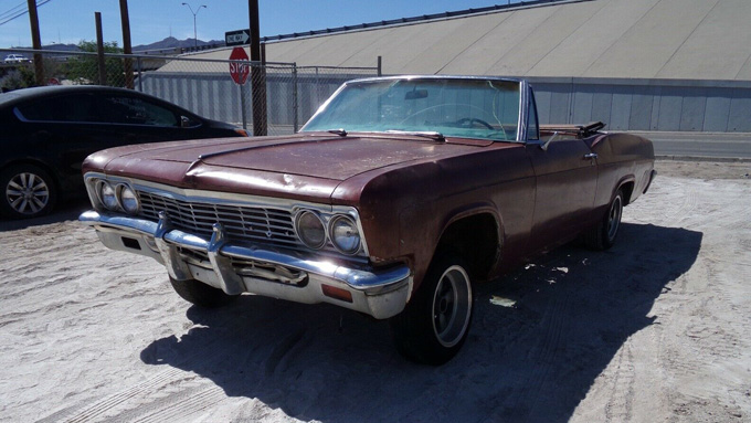 Unearthing the Enthralling Tale of a 1966 Chevrolet Impala SS ‘Barn Find’ – A Testament to the Unbreakable Spirit of an Automotive Icon!