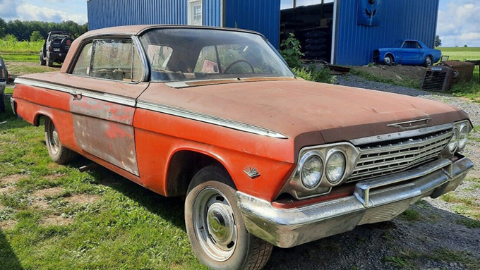 Revive a Legend: The 1962 Chevrolet Impala SS, 99% Complete, Awaits Your Restoration Touch!