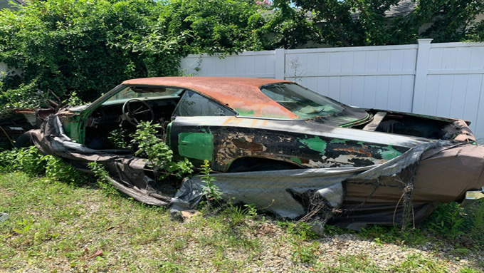 1969 Dodge Coronet Super Bee: Defying Time and Rust to Conquer the Road!