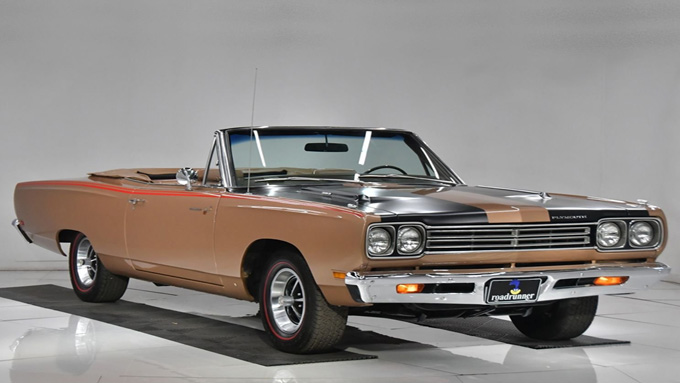 1969 Plymouth Road Runner Convertible: A Rarity with Matching Numbers and Manual Transmission!