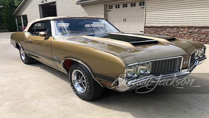 The Extraordinary Tale of a 1970 Oldsmobile 442 W-30 Classic!