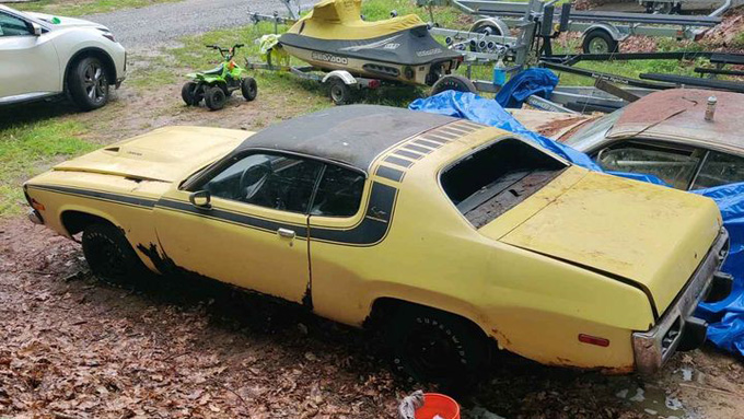 The Captivating Revival of a Rare 1974 Plymouth Road Runner