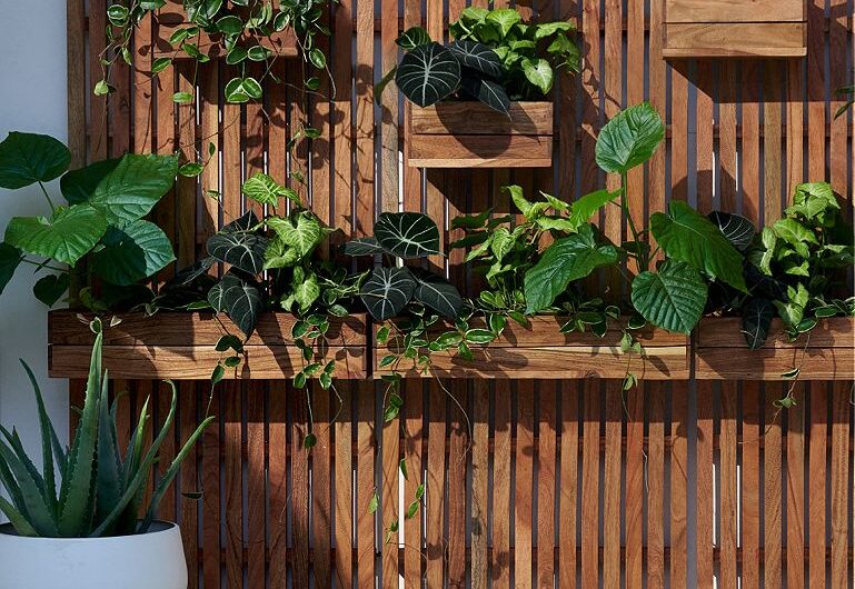 32 Wall Garden Planter Ideas For Vertıcal Gardenıng