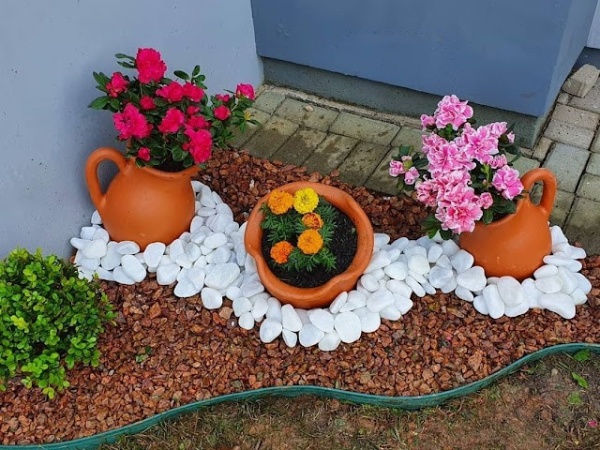 Small Garden Ideas wıth A Beautıful Spılled Pot