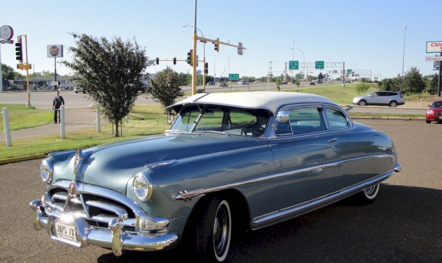 The Hudson Hornet (1951-1954) – A Revered Performance Icon on Both Road and Track