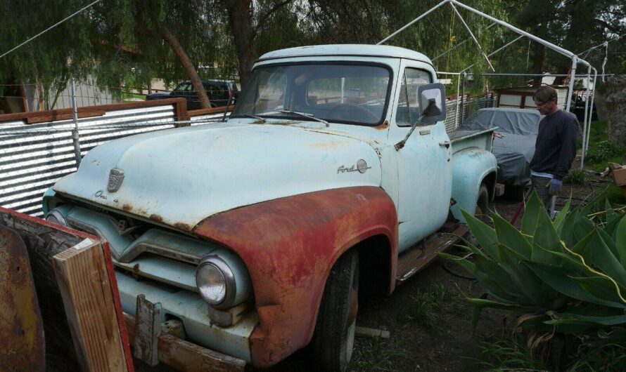 The panorama of the legendary 1955 Ford F-100 owned by Patrick Swayze, which has featured in numerous renowned films