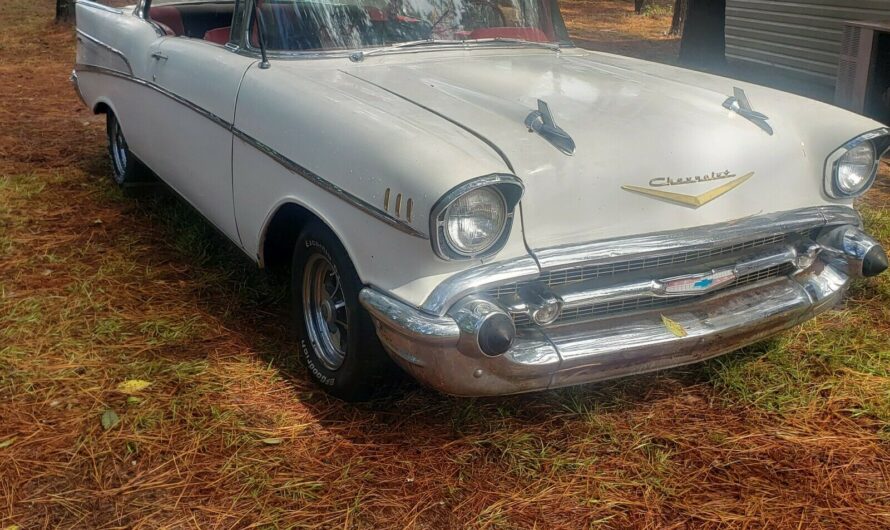 1957 Chevrolet Bel Air Parked for 40 Years Is a Fabulous Time Capsule