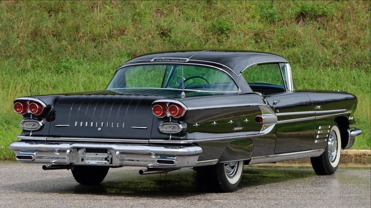 The 1958 Pontiac Bonneville is still one of Pontiac’s most famous big cars ever