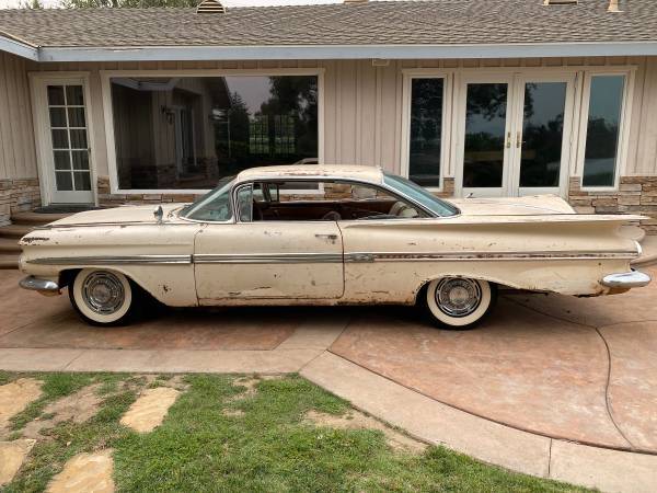 1959 Chevrolet Impala Is a Mysterious Legend With Big Muscle Under the Hood