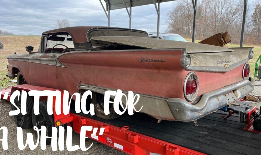 1959 Ford Galaxie Skyliner Stands Out on a Trailer, Best Viewed from a Specific Angle