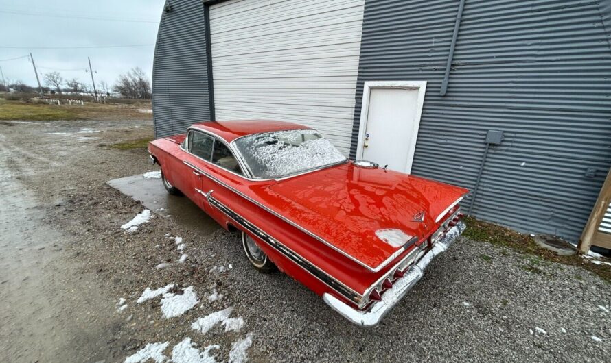 1960 Chevrolet Impala Pleads for a Full Restoration, Hiding Unpleasant Surprises Under the Hood