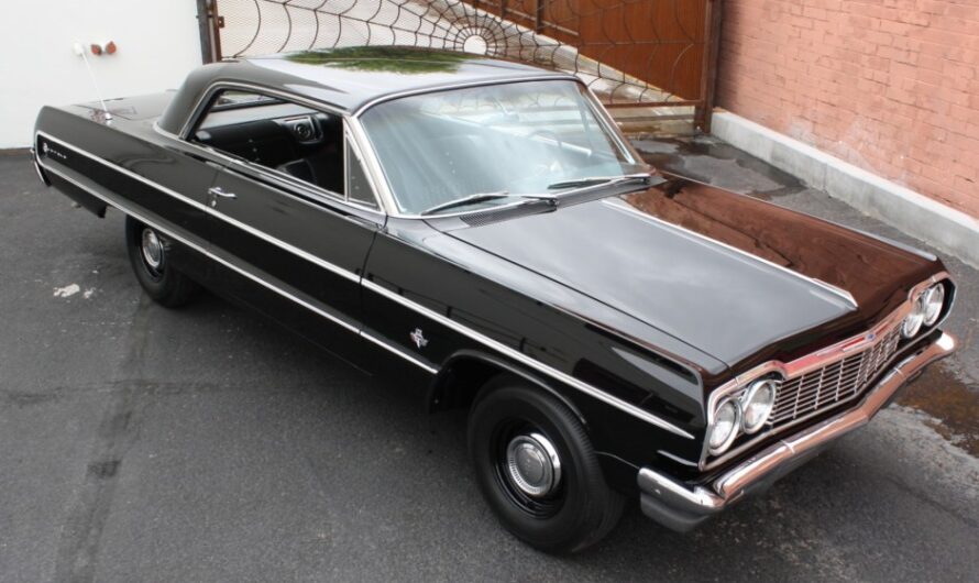 Classic Elegance Meets Raw Power: The Legendary 1964 Chevrolet Impala Sport Coupe