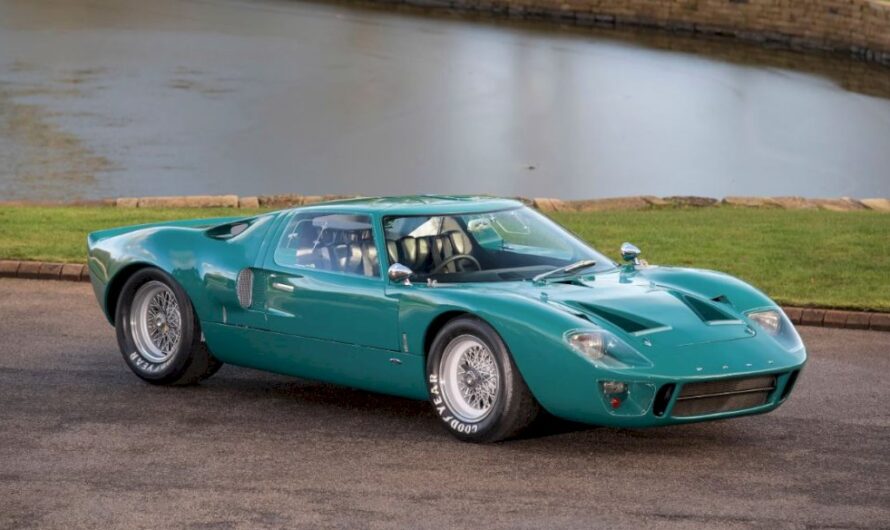 Racing Through History: The Legendary 1966 Ford GT40