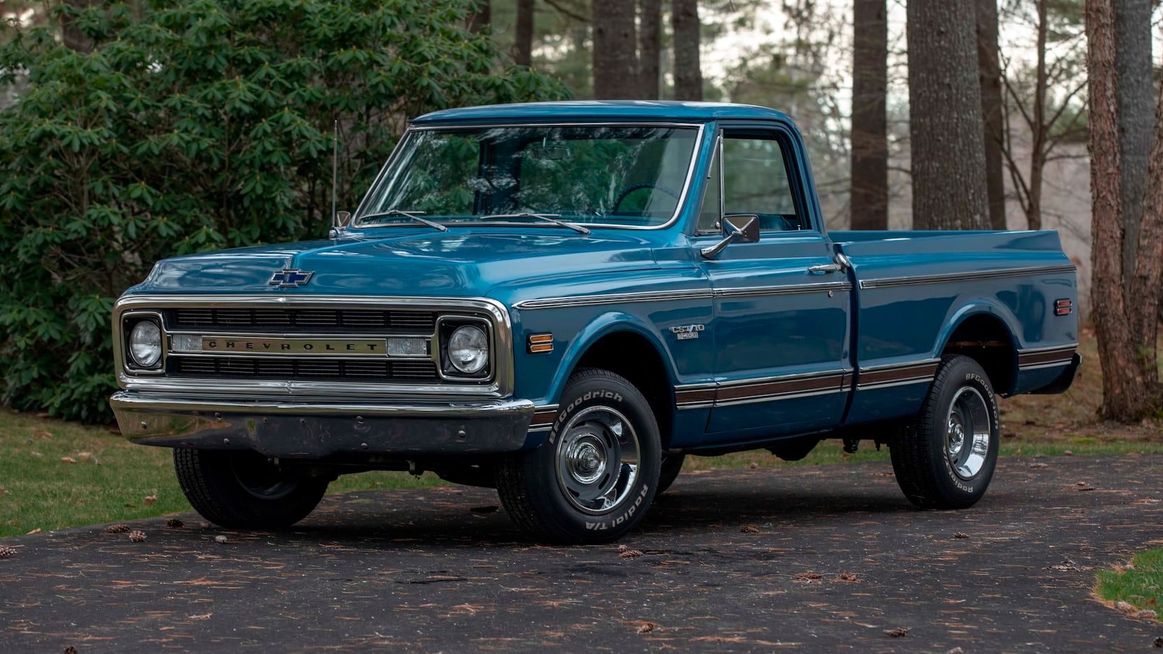 A parked 1970 Chevy C10