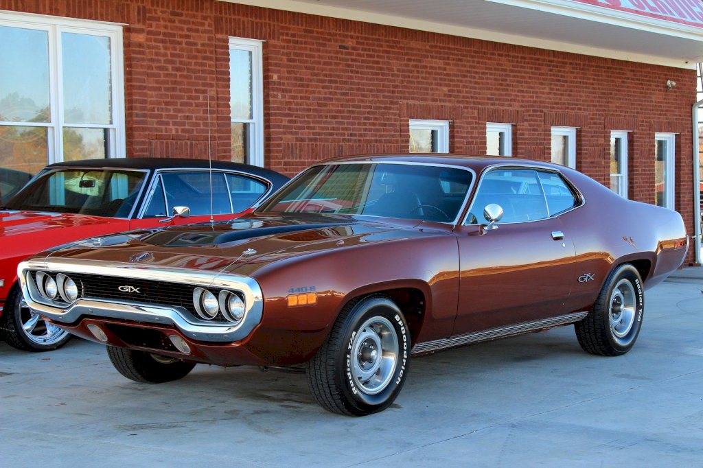 The-1971-Plymouth-GTX