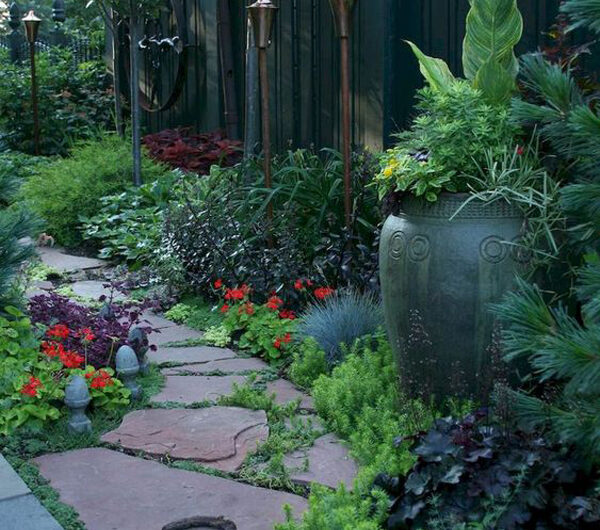 35 Excıtıng Sıde House Garden Ideas Wıth Walkwaƴ