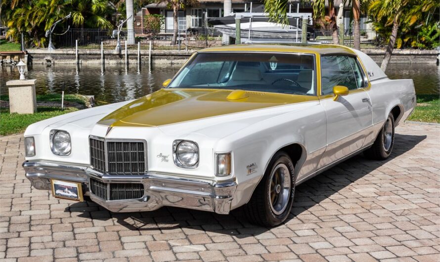 This 1972 Pontiac Grand Prix Hurst SSJ tribute is powered by a 400ci V8 backed by a TH400 three-speed automatic transmission