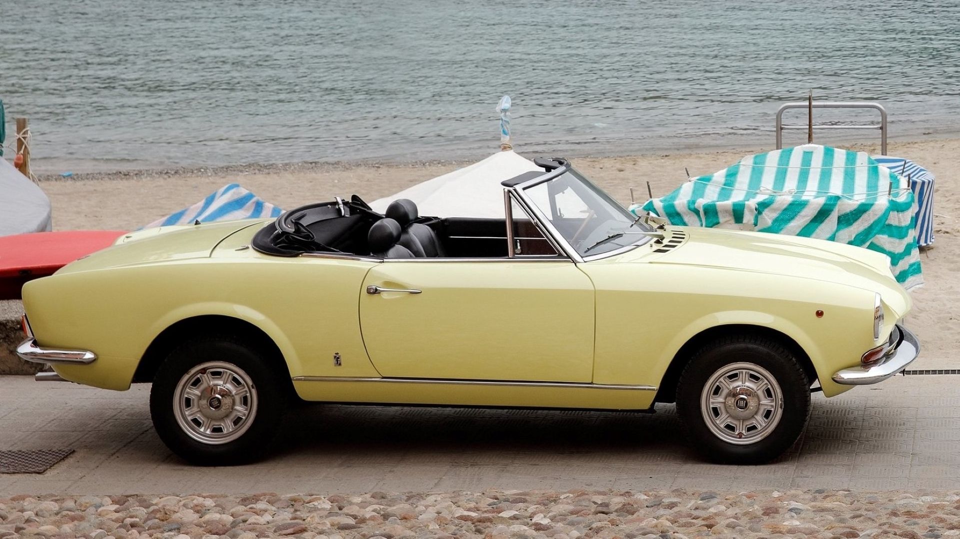 Side shot of the 1969 Fiat 124 Sport Spider