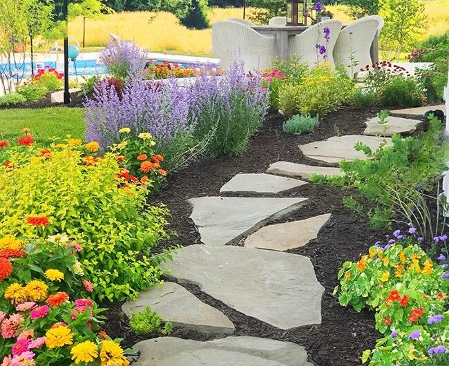 22 Beautıful Walkway Ideas