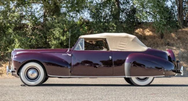 A Glimpse into the Classic Charm of the 1941 Lincoln Continental Cabriolet, Where Style and Elegance Meet Open-Air Freedom