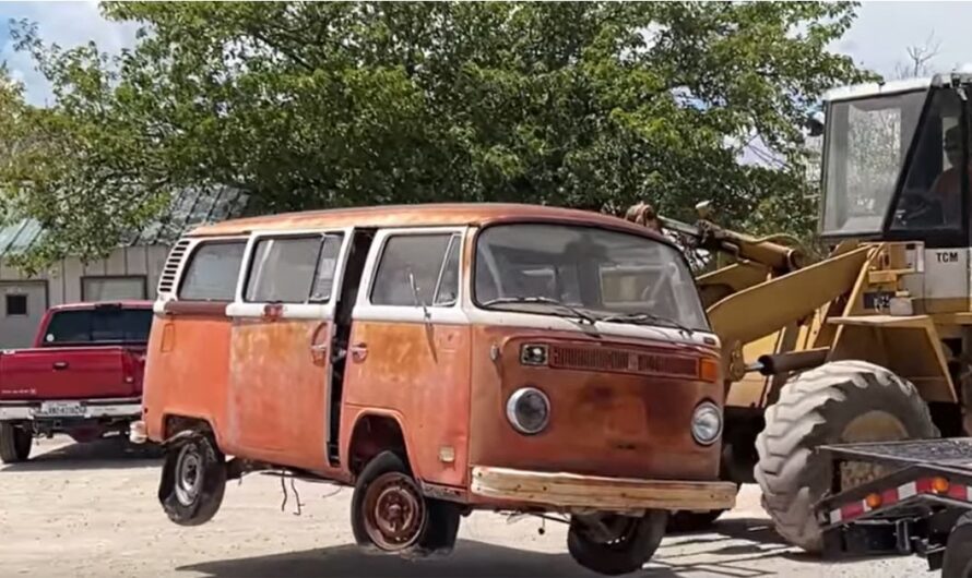 Rediscover a Hidden Trove of Classic Vehicles in Texas, Featuring a Rescued Vintage Volkswagen Bus