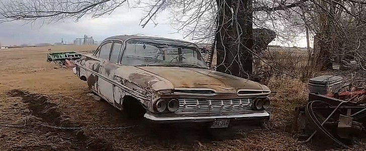 Abandoned 1959 Chevy Bel Air Gets Saved, Takes Its First Drive in 45 Years