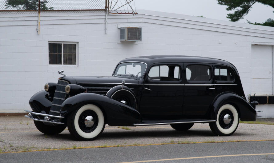 1934 Cadillac 370-D V-12 Five-Passenger Sedan