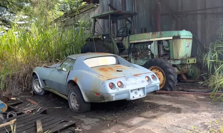 Mysterious 1977 Chevrolet Corvette Found in Hawaii Is Rotting Away Next to a Tractor