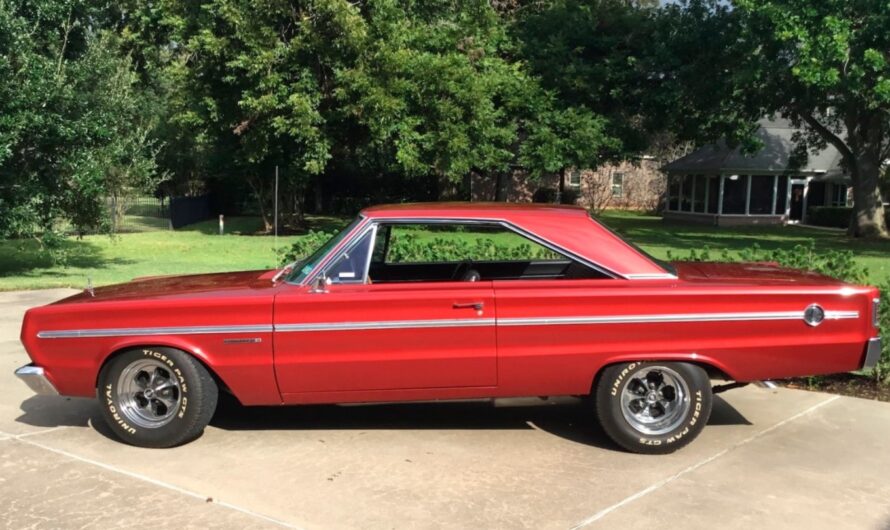 Obscure 1966 Plymouth Belvedere Hardtop Was Customized for Drag Racing Glory