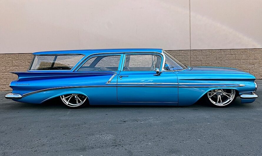 Oh-So-Blue 1959 Chevrolet Brookwood Is So Pointy It Should Come With a Warning