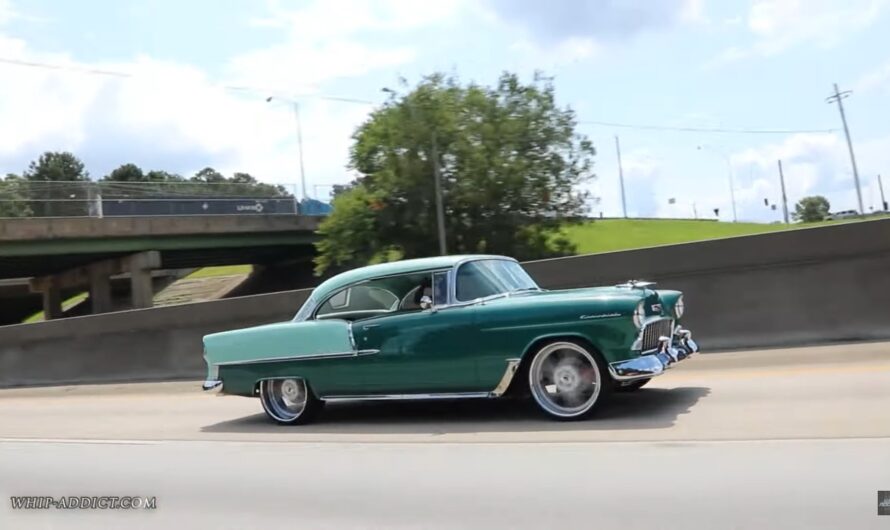 Spearmint 1955 Chevy Bel Air Looks Pristine, Rips Highway on 24-In Forgiatos