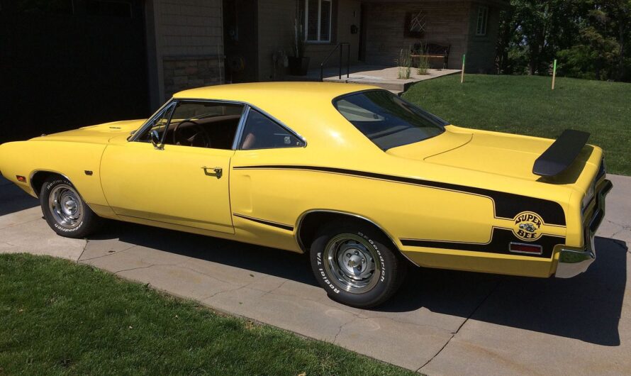 Top Banana 1970 Dodge Super Bee Is High-Impact Muscle With a Numbers-Matching V8